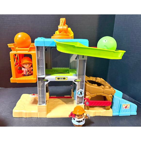 Fisher-Price Little People Load Up ‘n Learn Construction Site Dump Truck #2 - Picture 6 of 7